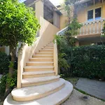 Kemani Sara - Boutique