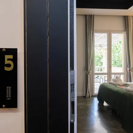Kemani Sara - Boutique 4* Olbia