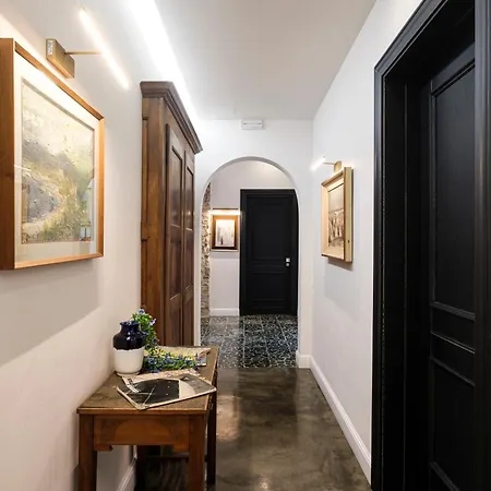 Kemani Sara - Boutique Olbia