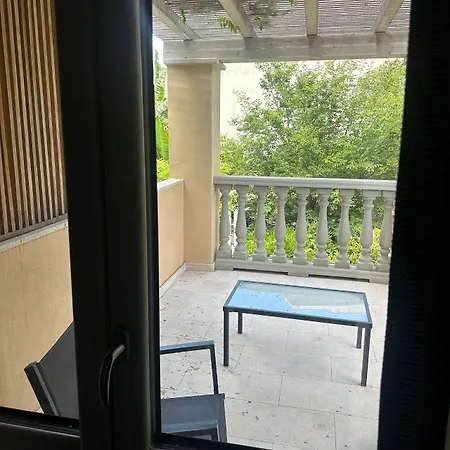 Kemani Sara - Boutique Olbia