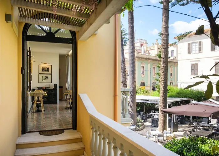 Kemani Sara - Boutique Panzió 4*