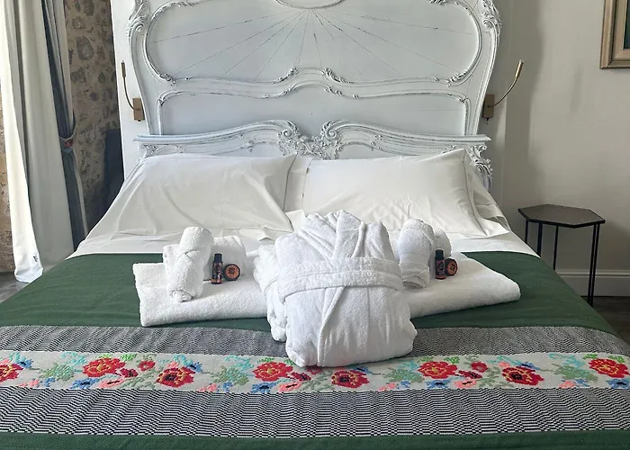 Kemani Sara - Boutique Panzió