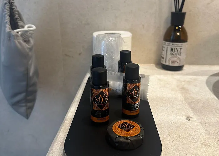 Kemani Sara - Boutique Panzió